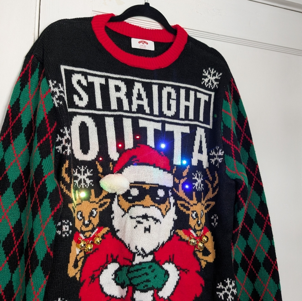 Holiday Time Straight Outta North Pole Light Up Ugly Christmas Sweater L - Picture 2 of 5
